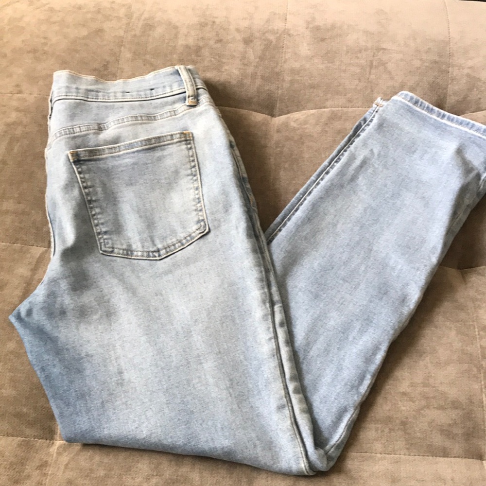 GAP girlfriend super soft jeans size 29